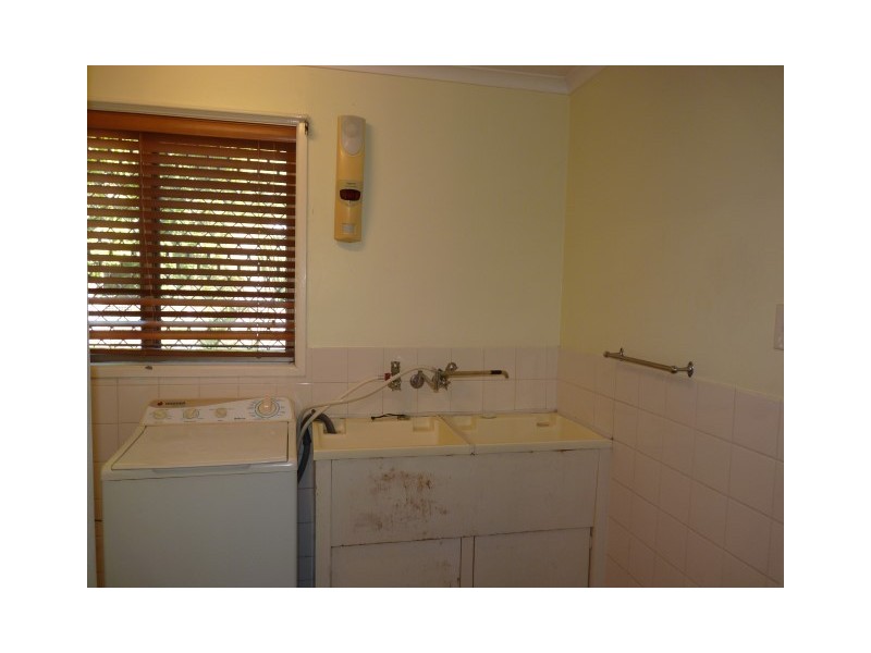 19 Churchill Street, Urangan QLD 4655