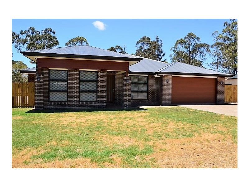 15 Lord Street, Sunshine Acres QLD 4655