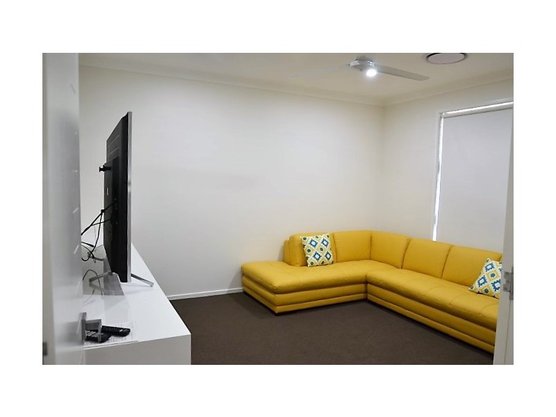 15 Lord Street, Sunshine Acres QLD 4655