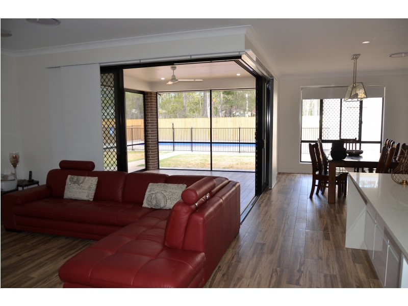 15 Lord Street, Sunshine Acres QLD 4655