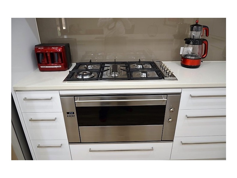 15 Lord Street, Sunshine Acres QLD 4655