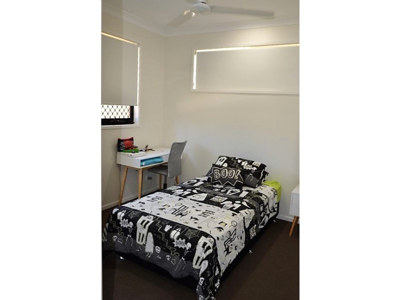 15 Lord Street, Sunshine Acres QLD 4655