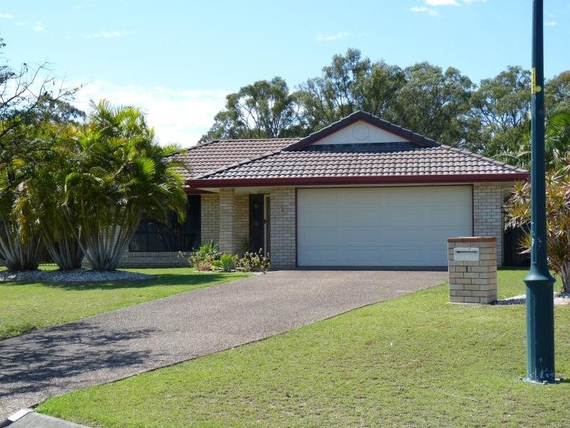 1 Figbird Close, Eli Waters QLD 4655