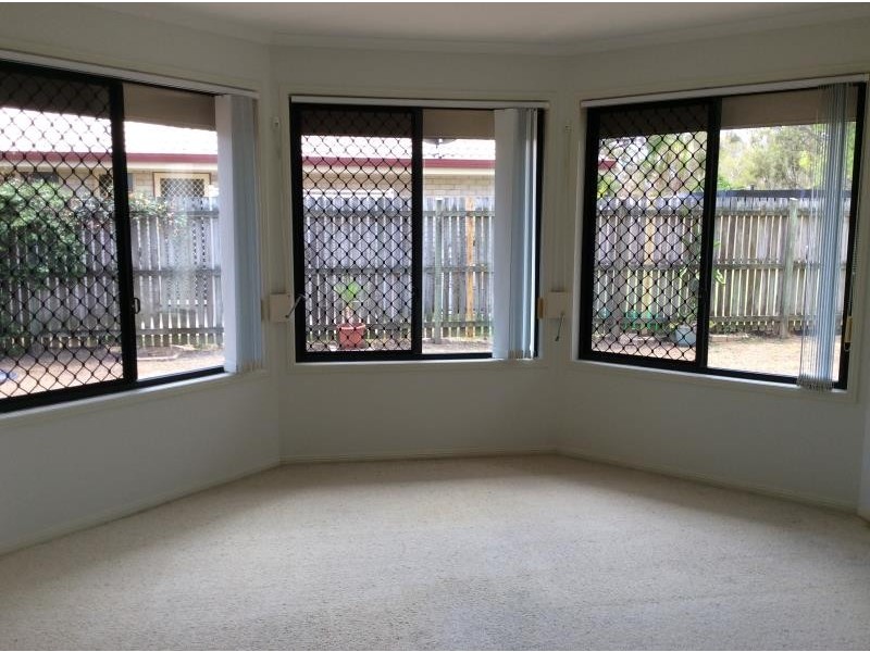 1 Figbird Close, Eli Waters QLD 4655