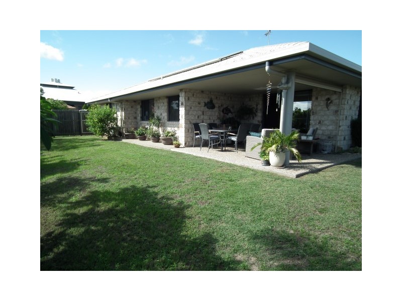 5 Picadilly Circuit, Urraween QLD 4655