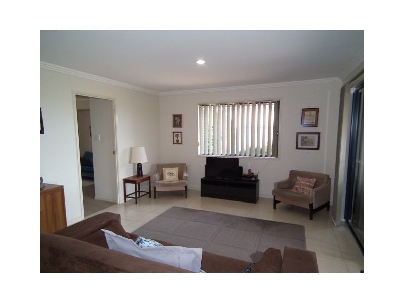 5 Picadilly Circuit, Urraween QLD 4655