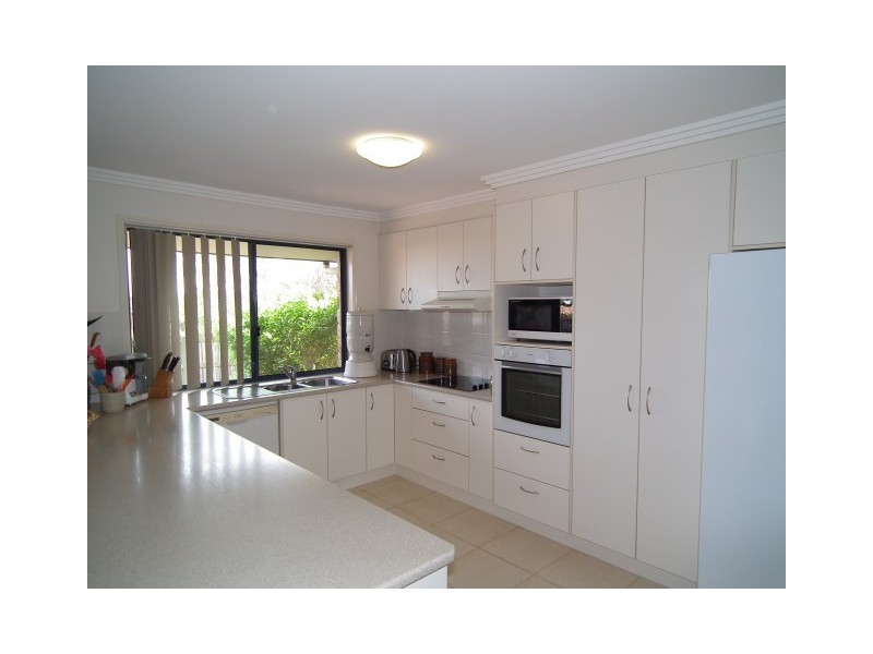 5 Picadilly Circuit, Urraween QLD 4655