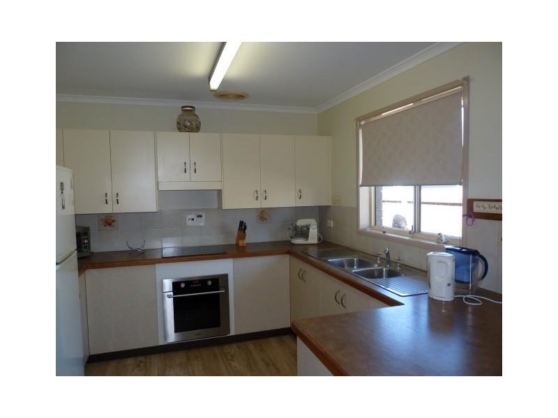 43 Caddy Avenue, Urraween QLD 4655