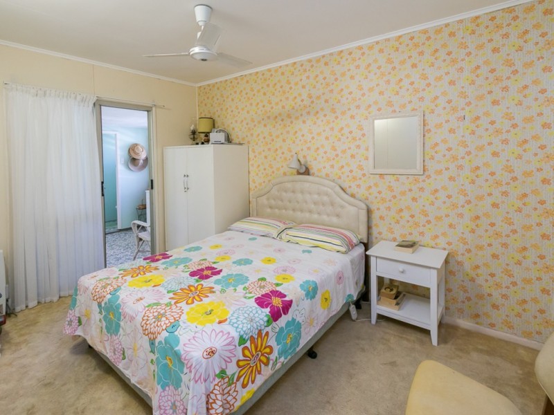 9 Esplanade, Point Vernon QLD 4655