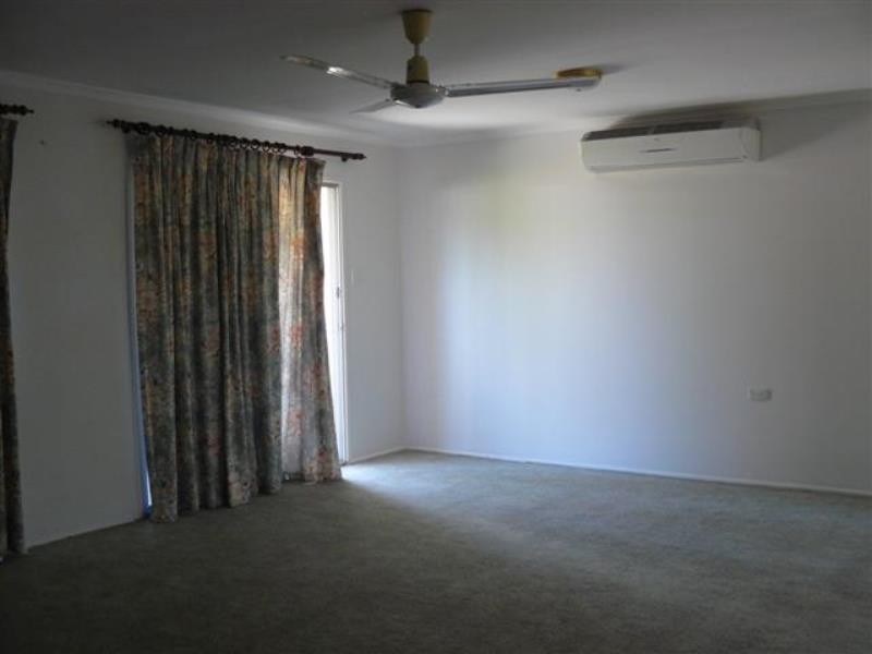 452 Boat Harbour Drive, Torquay QLD 4655