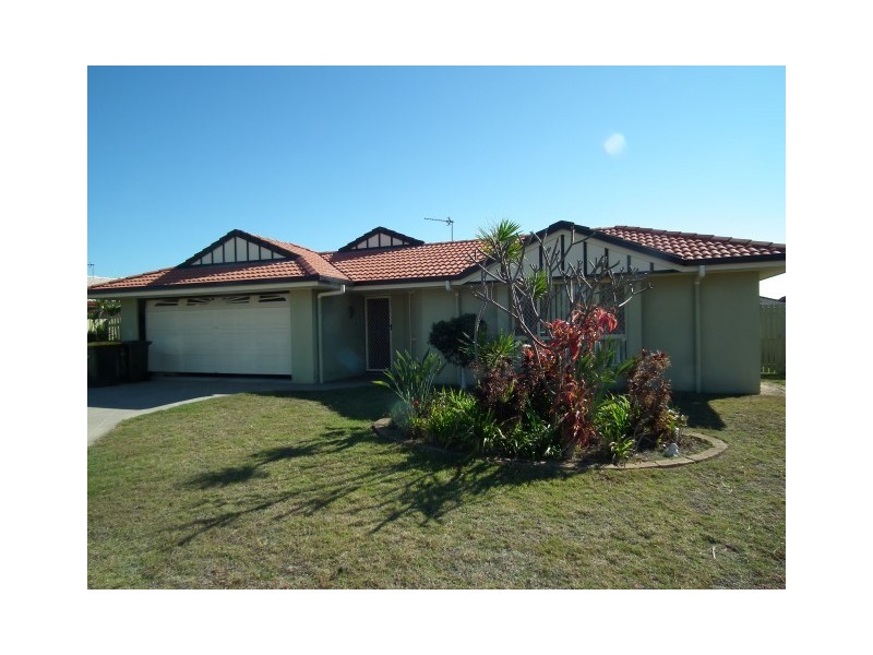 11 Earl ST Vincent Circuit, Eli Waters QLD 4655