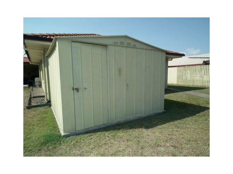 11 Earl ST Vincent Circuit, Eli Waters QLD 4655