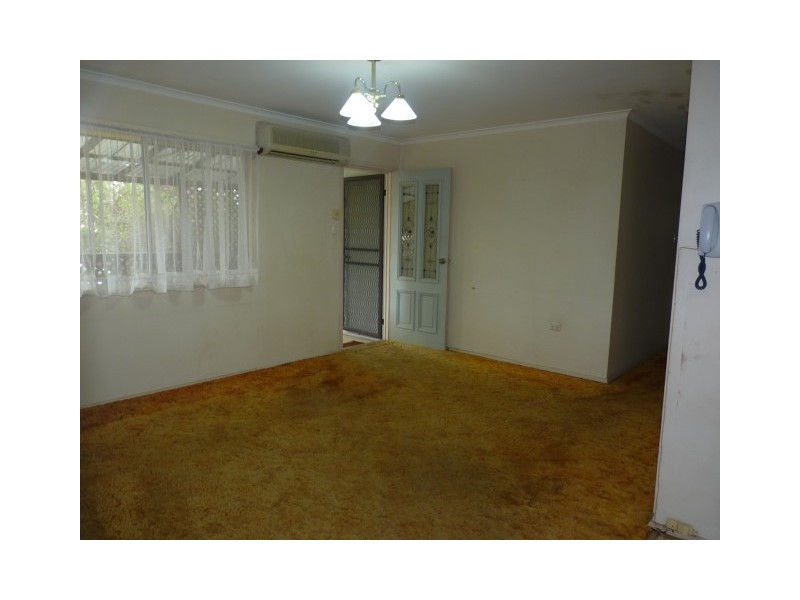 7 West Street, Torquay QLD 4655