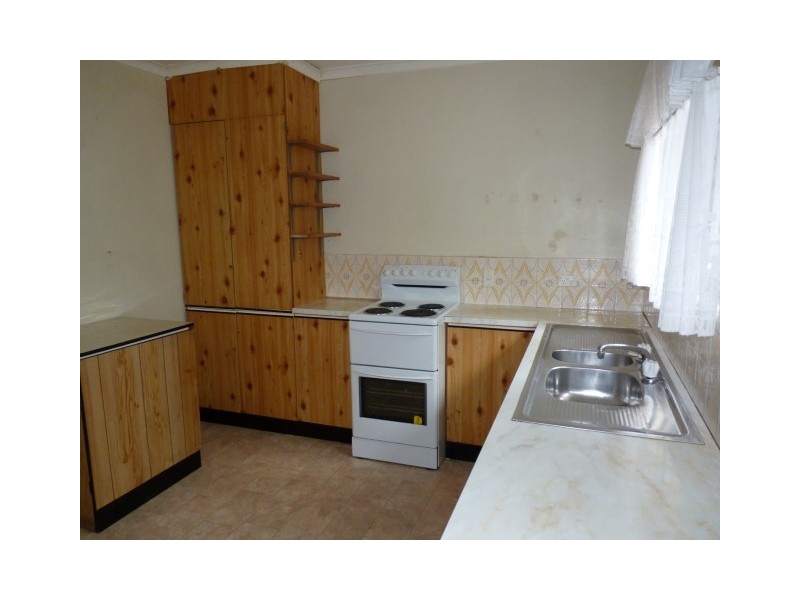 7 West Street, Torquay QLD 4655