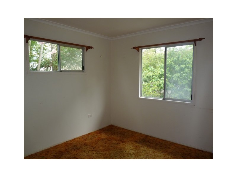 7 West Street, Torquay QLD 4655