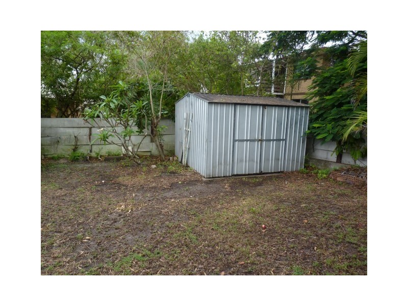 7 West Street, Torquay QLD 4655