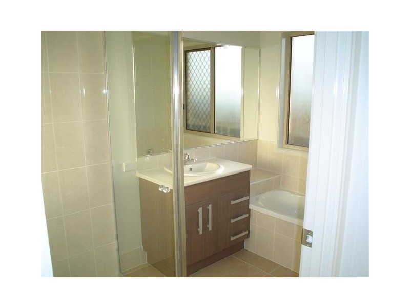 1 Chelsea Court, Urraween QLD 4655