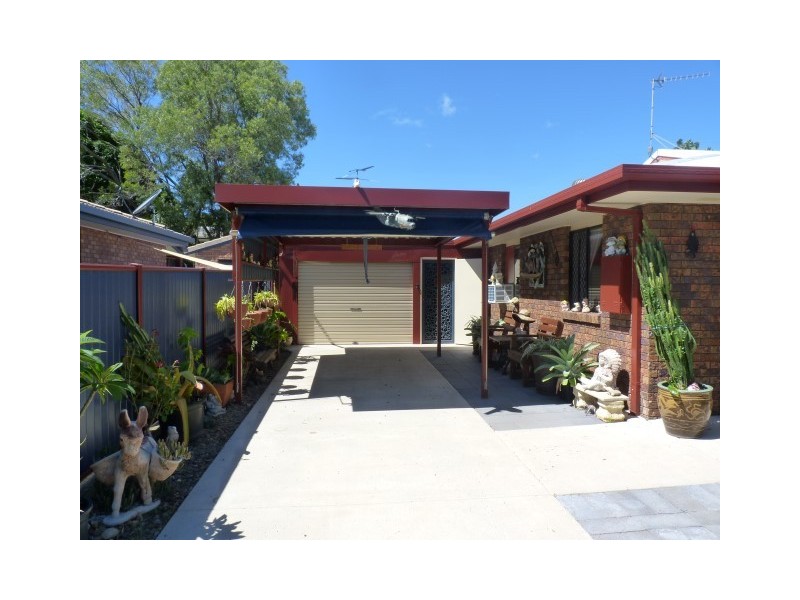 10 Gibbs Street, Urangan QLD 4655
