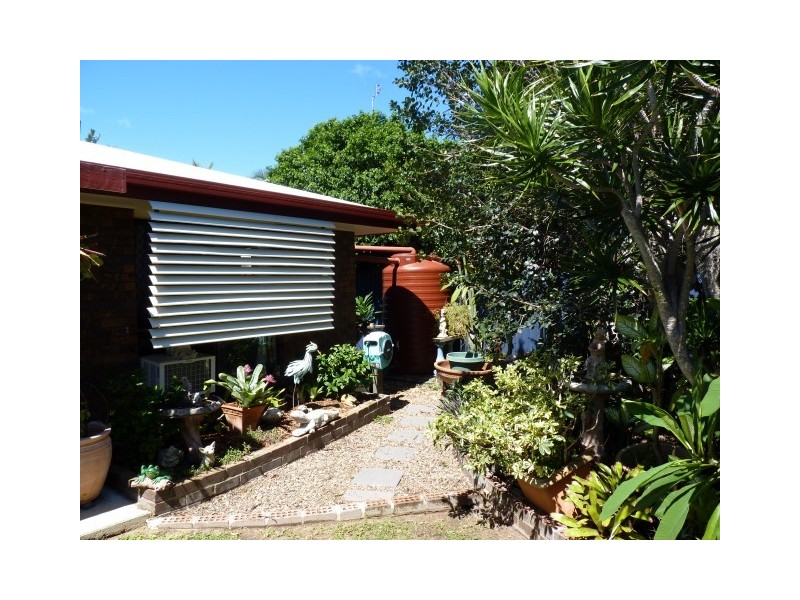 10 Gibbs Street, Urangan QLD 4655