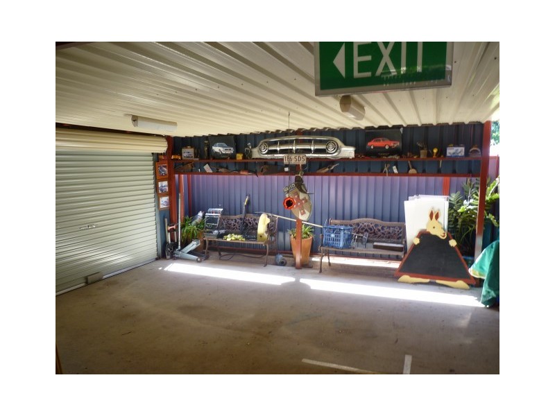 10 Gibbs Street, Urangan QLD 4655