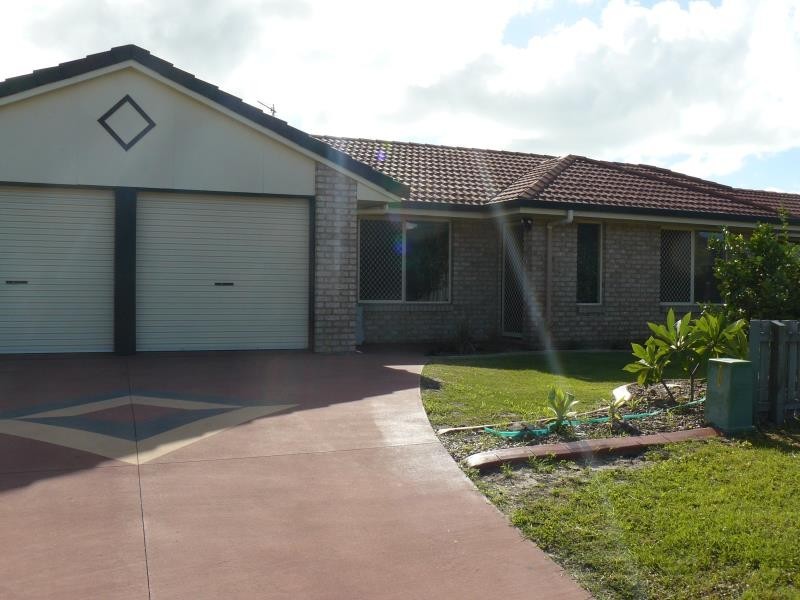 4 Isis Court, Eli Waters QLD 4655