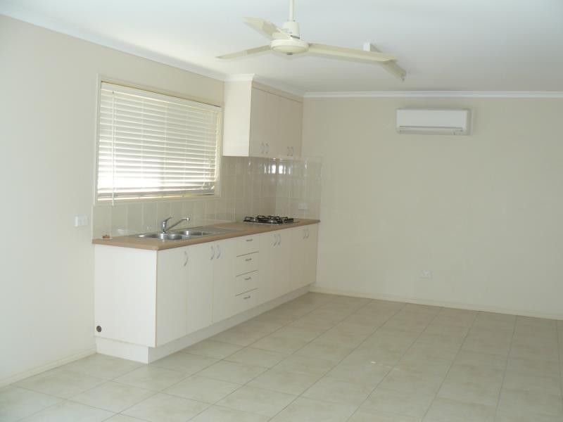 4 Isis Court, Eli Waters QLD 4655