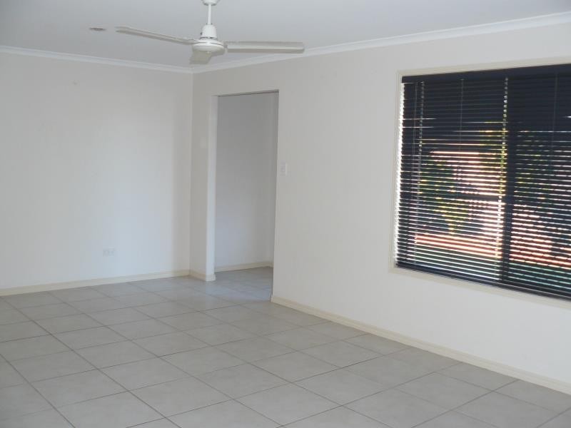 4 Isis Court, Eli Waters QLD 4655