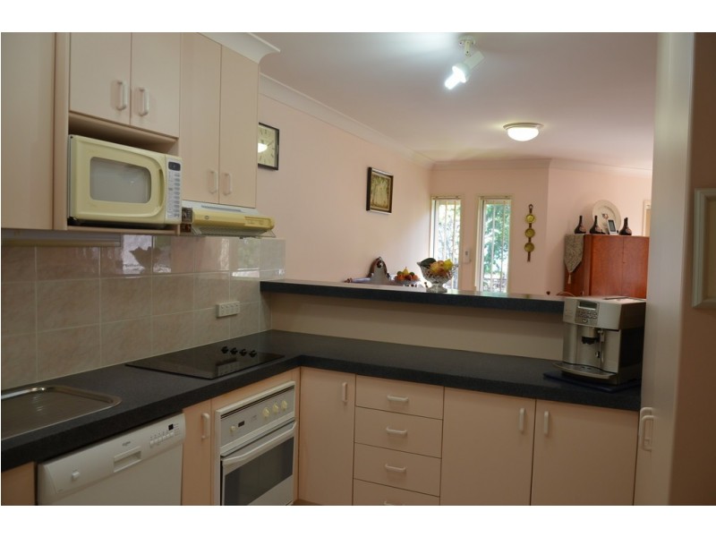 2/378 Esplanade, Scarness QLD 4655