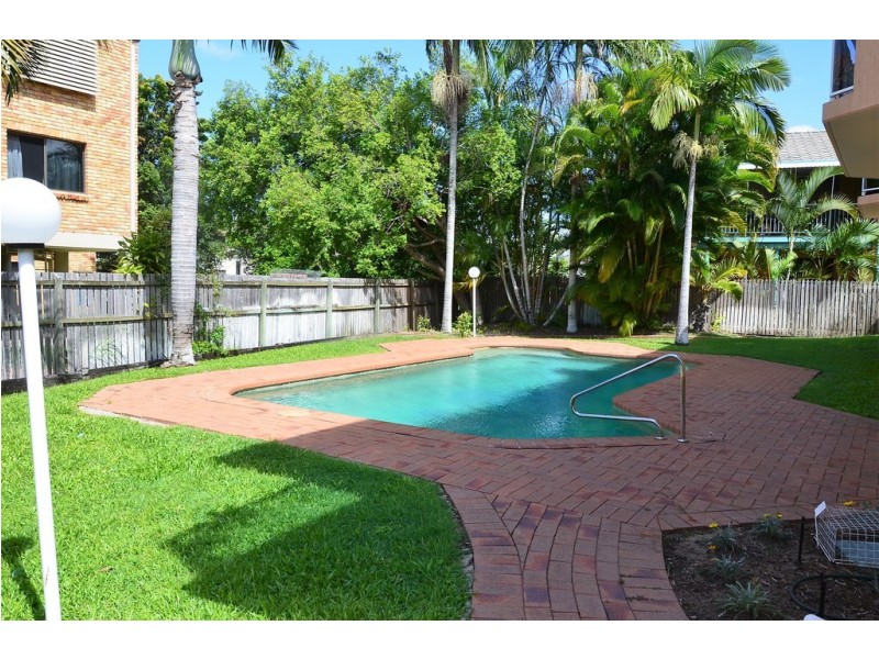 2/378 Esplanade, Scarness QLD 4655