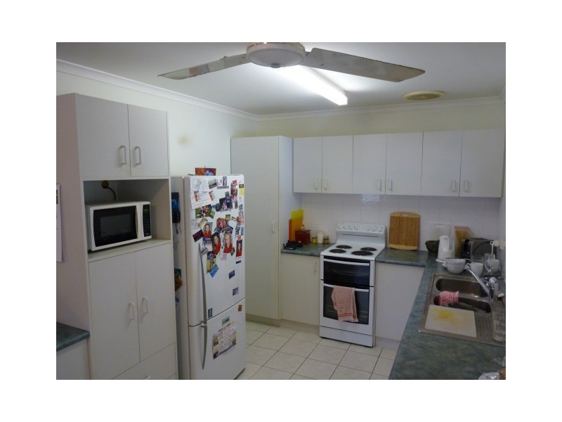 32 Banksia Park Drive, Scarness QLD 4655
