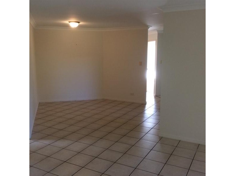 26 King Henry Court, Torquay QLD 4655