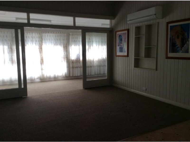 358 Esplanade, Scarness QLD 4655