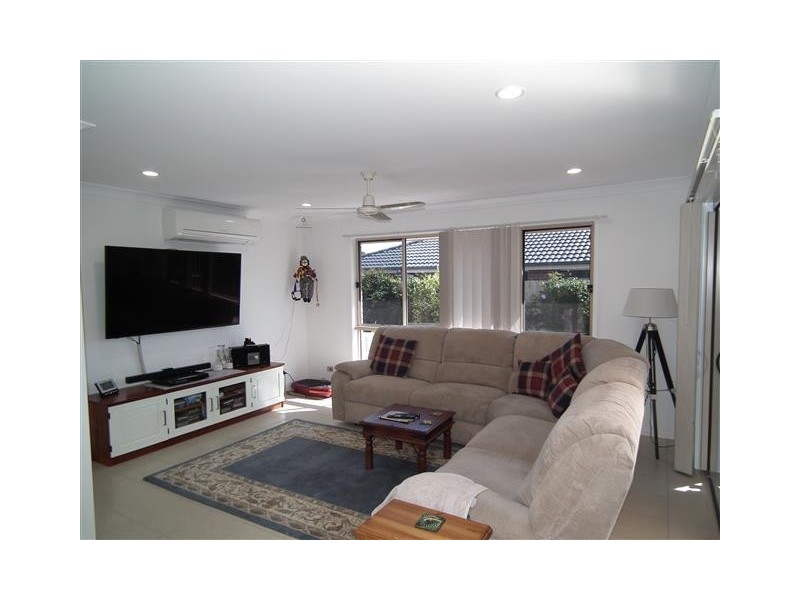 18 Santa Maria Avenue, Urraween QLD 4655