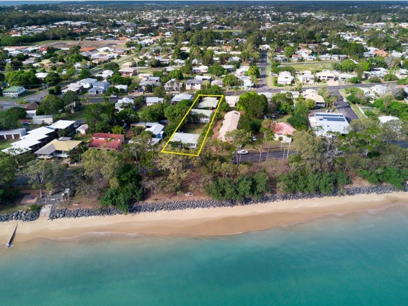 490 Esplanade, Torquay QLD 4655