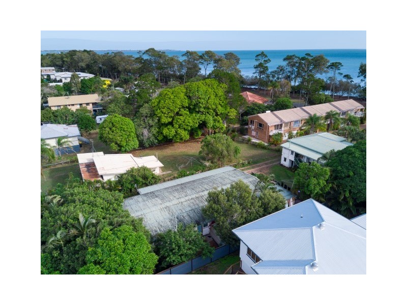 490 Esplanade, Torquay QLD 4655