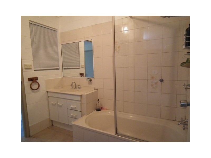 54 Lord Street, Sunshine Acres QLD 4655