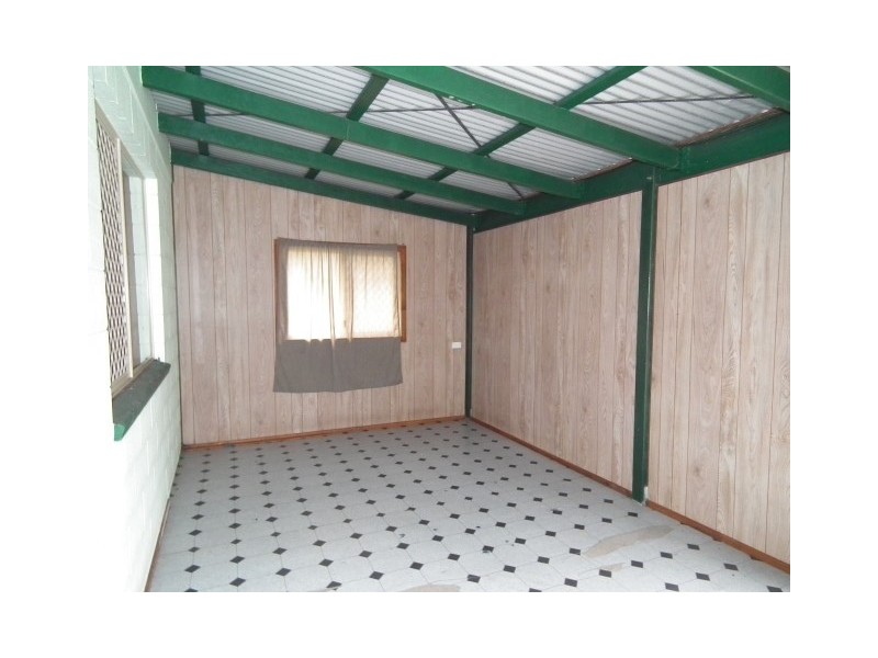 54 Lord Street, Sunshine Acres QLD 4655