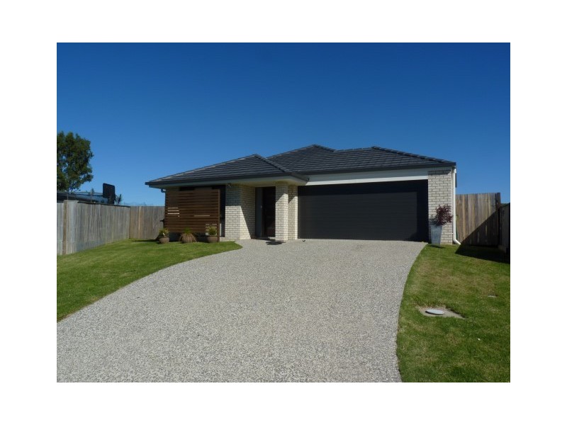 24 Bay Breeze Close, Wondunna QLD 4655