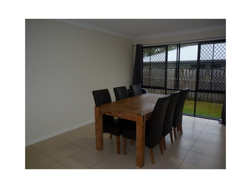 24 Bay Breeze Close, Wondunna QLD 4655