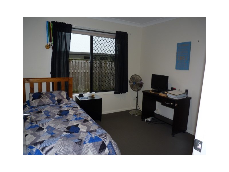 24 Bay Breeze Close, Wondunna QLD 4655