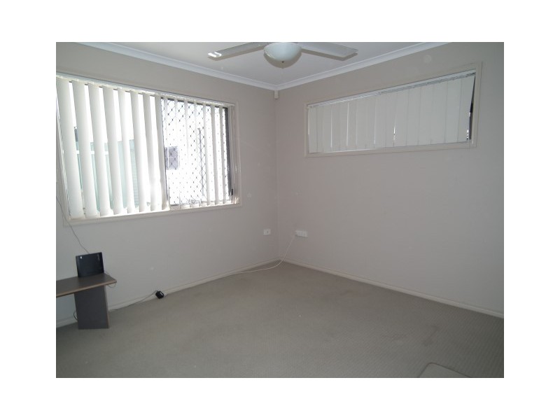 100 Tooth Street, Pialba QLD 4655