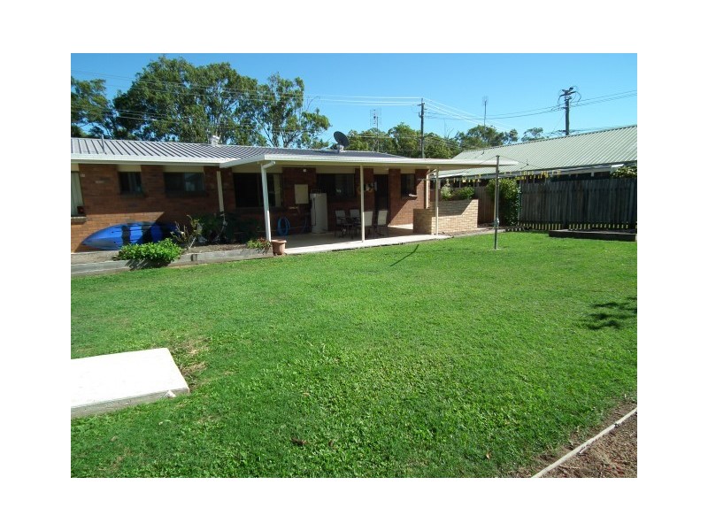 100 Tooth Street, Pialba QLD 4655