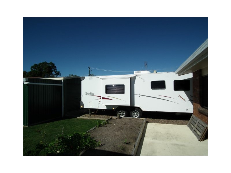 100 Tooth Street, Pialba QLD 4655