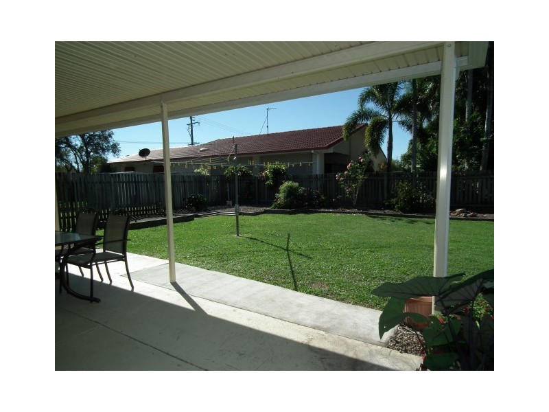 100 Tooth Street, Pialba QLD 4655