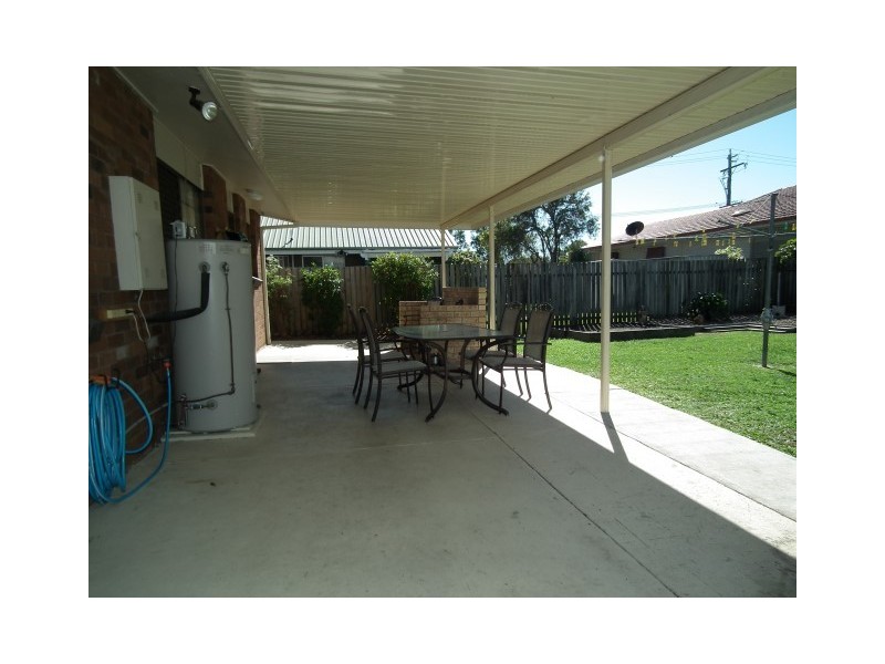 100 Tooth Street, Pialba QLD 4655