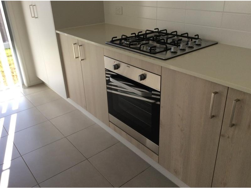 7 O’Connell Parade, Urraween QLD 4655