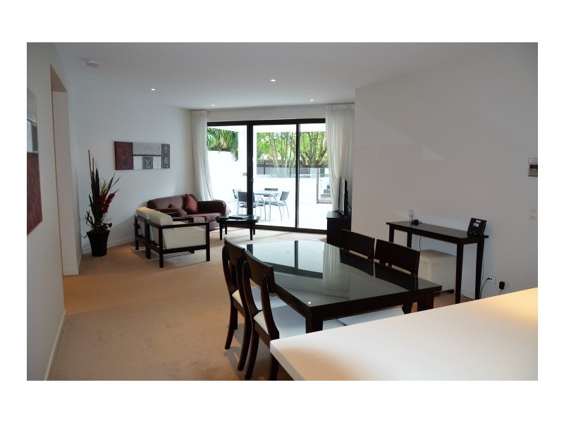 102/468 Esplanade, Torquay QLD 4655