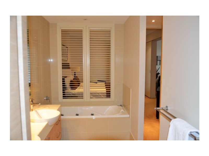 102/468 Esplanade, Torquay QLD 4655