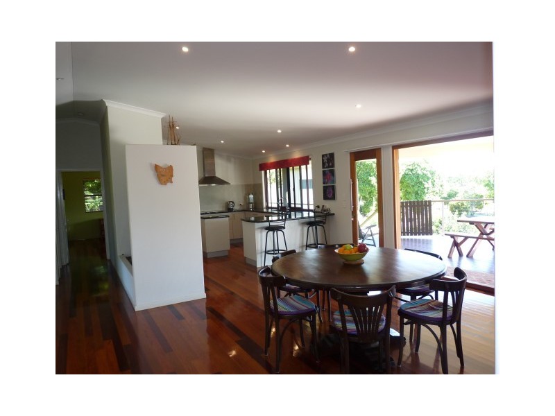 10 Gundesen Drive, Urraween QLD 4655