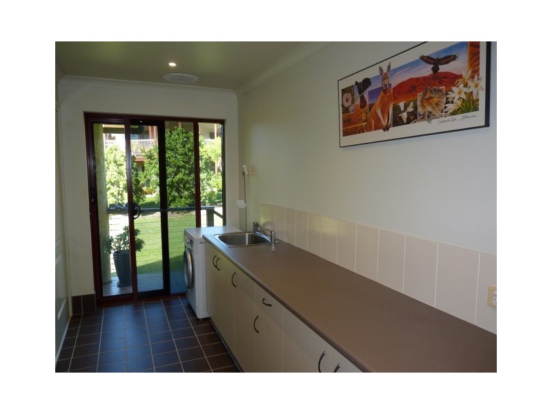 10 Gundesen Drive, Urraween QLD 4655